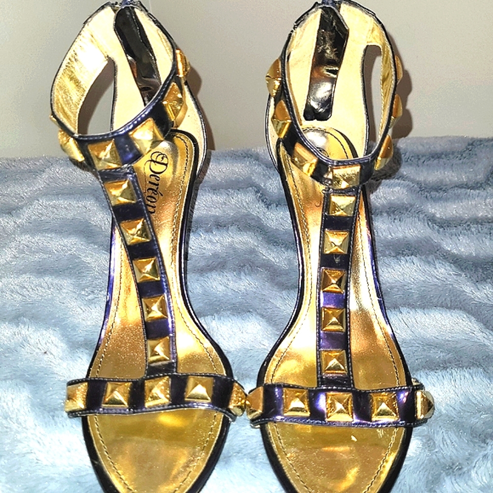 Dereon Stiletto